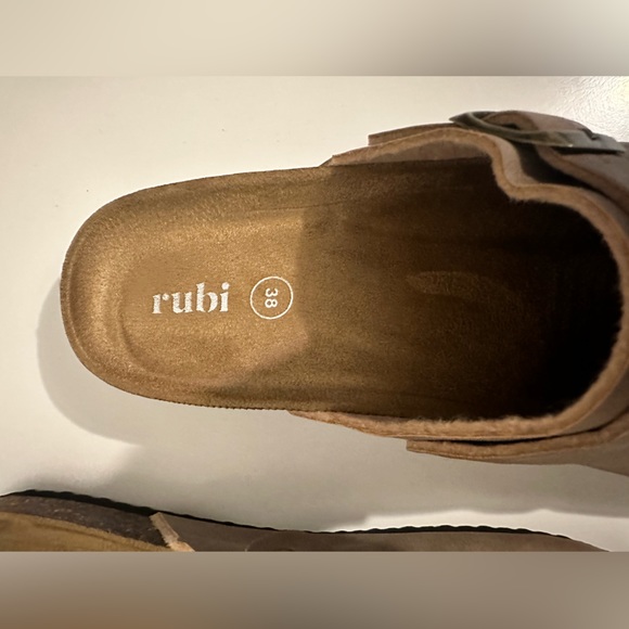 Buckle Mule - Picture 7 of 8